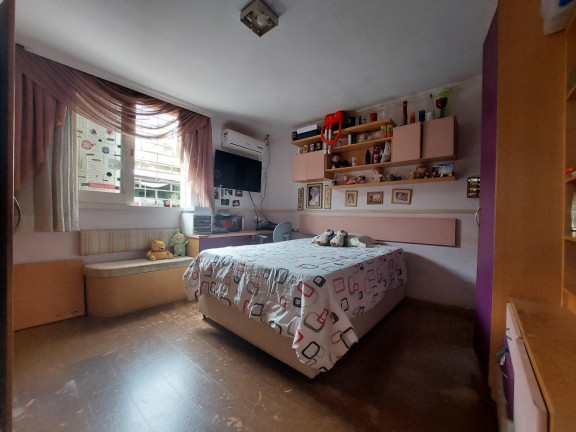 Imagem Casa com 3 Quartos à Venda, 252 m² em Jardim Social - Curitiba Imagem Casa com 3 Quartos à Venda, 252 m² em Jardim Social - Curitiba