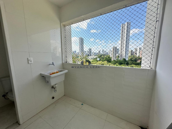 Imagem Apartamento com 2 Quartos à Venda, 65 m² em Torre - Recife