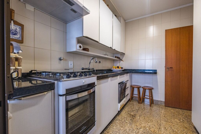 Imagem Apartamento com 3 Quartos à Venda, 109 m² em Centro - Florianópolis Imagem Apartamento com 3 Quartos à Venda, 109 m² em Centro - Florianópolis