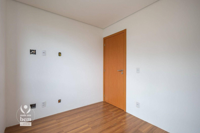Imagem Sobrado com 3 Quartos à Venda, 112 m² em Santa Cândida - Curitiba