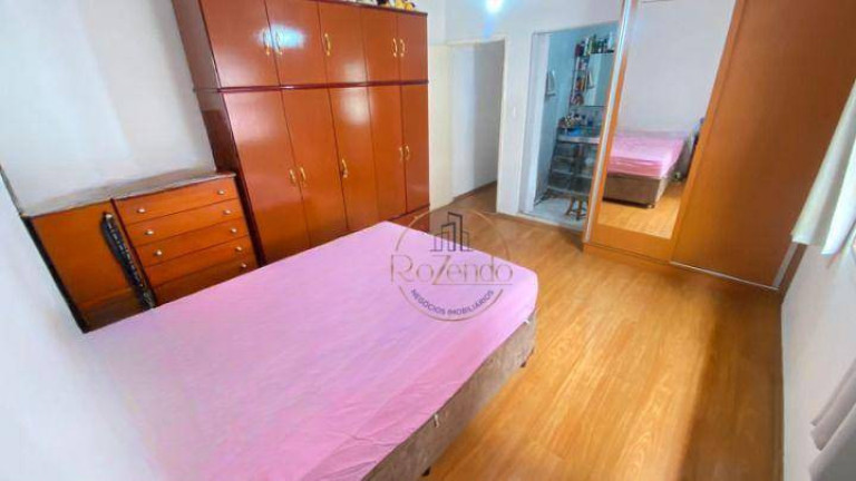 Imagem Sobrado com 3 Quartos à Venda, 288 m² em Parque Dos Bancários - São Paulo Imagem Sobrado com 3 Quartos à Venda, 288 m² em Parque Dos Bancários - São Paulo