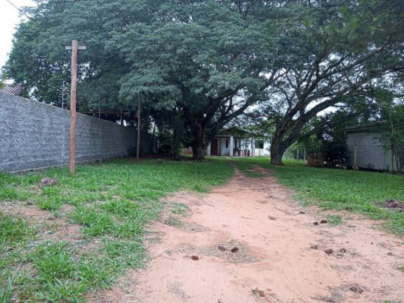 Imagem Casa com 3 Quartos à Venda, 755 m² em águas Claras - Viamão