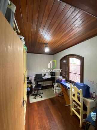 Imagem Casa com 4 Quartos à Venda, 187 m² em São Judas - Itajaí