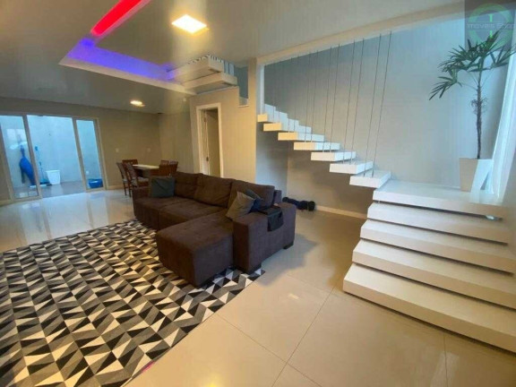 Imagem Sobrado com 3 Quartos à Venda, 189 m² em Oficinas - Ponta Grossa Imagem Sobrado com 3 Quartos à Venda, 189 m² em Oficinas - Ponta Grossa