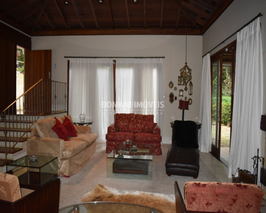 Imagem Casa com 4 Quartos à Venda, 405 m² em Região Do Vale Encantado - Campos Do Jordão Imagem Casa com 4 Quartos à Venda, 405 m² em Região Do Vale Encantado - Campos Do Jordão