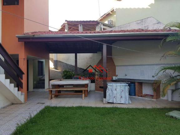 Imagem Casa com 5 Quartos à Venda, 234 m² em Jardim Capricórnio - Caraguatatuba