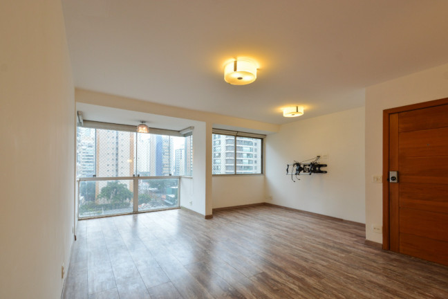 Imagem Imóvel com 4 Quartos à Venda, 143 m² em Moema - São Paulo Imagem Imóvel com 4 Quartos à Venda, 143 m² em Moema - São Paulo