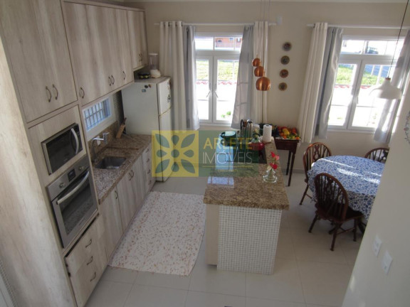 Imagem Casa com 3 Quartos à Venda, 149 m² em Centro - Porto Belo