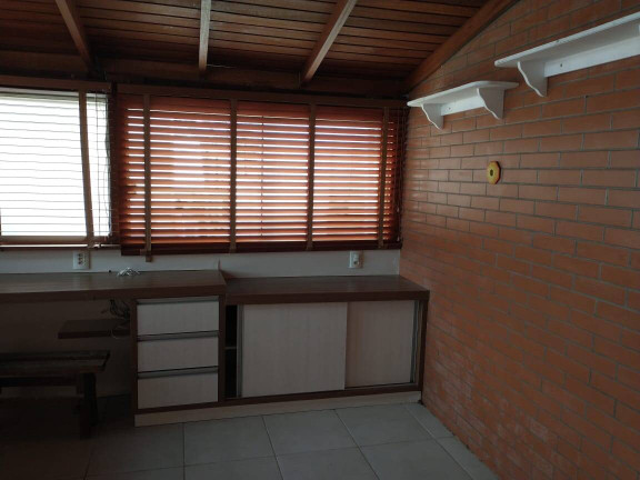 Imagem Casa com 6 Quartos à Venda, 150 m² em Saco Dos Limões - Florianópolis Imagem Casa com 6 Quartos à Venda, 150 m² em Saco Dos Limões - Florianópolis