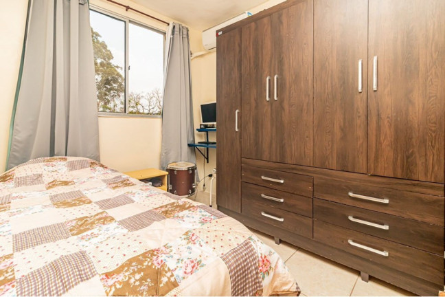 Imagem Imóvel com 2 Quartos à Venda, 45 m² em Rubem Berta - Porto Alegre Imagem Imóvel com 2 Quartos à Venda, 45 m² em Rubem Berta - Porto Alegre