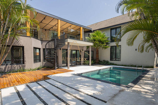 Imagem Casa com 5 Quartos à Venda, 354 m² em Alphaville - Santana De Parnaíba Imagem Casa com 5 Quartos à Venda, 354 m² em Alphaville - Santana De Parnaíba