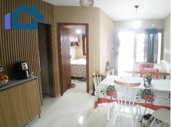 Imagem Casa com 2 Quartos à Venda, 55 m² em Parque Da Matriz - Cachoeirinha