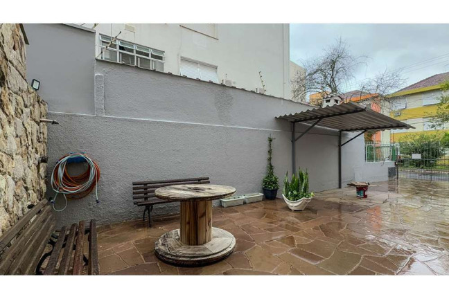 Imagem Apartamento com 2 Quartos à Venda, 61 m² em São Sebastião - Porto Alegre