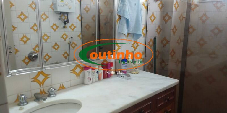 Imagem Apartamento com 2 Quartos à Venda, 74 m² em Vila Isabel - Rio De Janeiro Imagem Apartamento com 2 Quartos à Venda, 74 m² em Vila Isabel - Rio De Janeiro