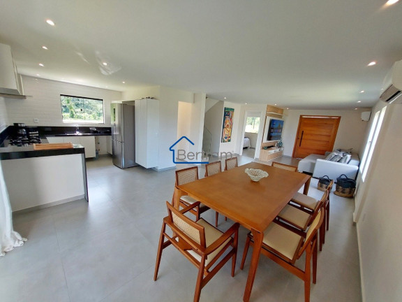 Imagem Casa com 4 Quartos à Venda, 190 m² em Porto Bracuhy - Angra Dos Reis Imagem Casa com 4 Quartos à Venda, 190 m² em Porto Bracuhy - Angra Dos Reis