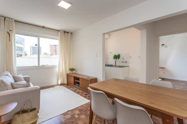 Imagem Apartamento com 1 Quarto à Venda, 40 m² em Petrópolis - Porto Alegre Imagem Apartamento com 1 Quarto à Venda, 40 m² em Petrópolis - Porto Alegre