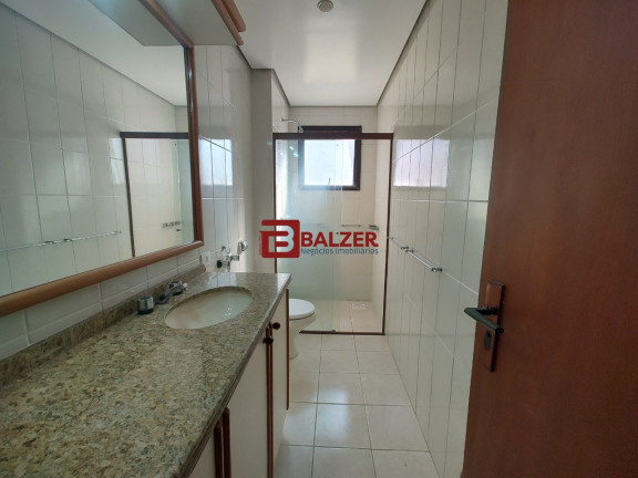Imagem Apartamento com 4 Quartos à Venda, 295 m² em Centro - Florianópolis Imagem Apartamento com 4 Quartos à Venda, 295 m² em Centro - Florianópolis