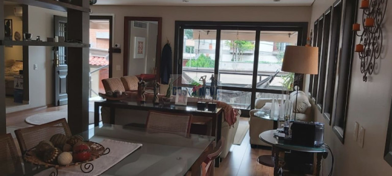 Imagem Casa com 4 Quartos à Venda, 373 m² em Lar São Paulo - São Paulo Imagem Casa com 4 Quartos à Venda, 373 m² em Lar São Paulo - São Paulo