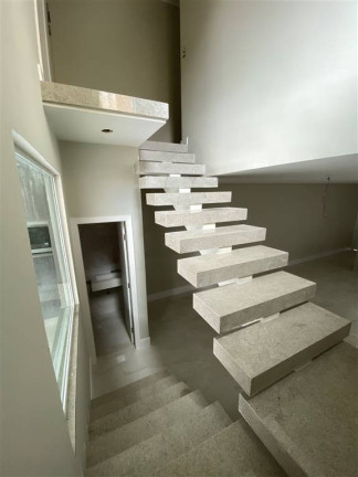 Imagem Sobrado com 3 Quartos à Venda, 152 m² em Tupi - Praia Grande Imagem Sobrado com 3 Quartos à Venda, 152 m² em Tupi - Praia Grande