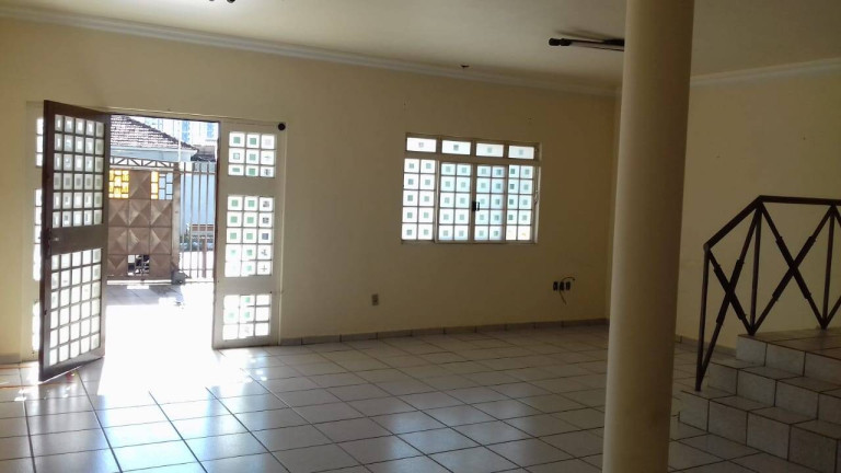 Imagem Apartamento com 5 Quartos à Venda, 250 m² em Cuiabá Imagem Apartamento com 5 Quartos à Venda, 250 m² em Cuiabá