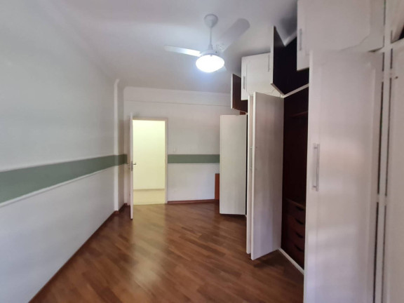 Imagem Apartamento com 3 Quartos à Venda, 200 m² em Gonzaga - Santos Imagem Apartamento com 3 Quartos à Venda, 200 m² em Gonzaga - Santos