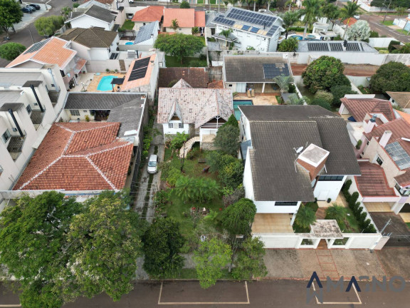 Imagem Terreno à Venda, 697 m² em Neva - Cascavel
