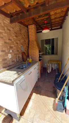 Imagem Casa com 3 Quartos à Venda, em Lagoinha - Nova Friburgo Imagem Casa com 3 Quartos à Venda, em Lagoinha - Nova Friburgo