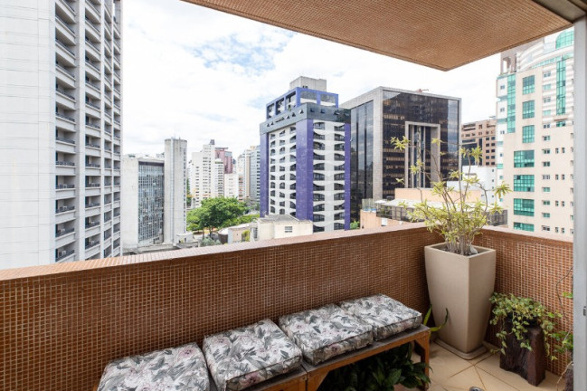 Imagem Imóvel com 3 Quartos à Venda, 180 m² em Itaim Bibi - São Paulo