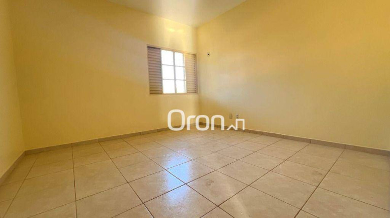 Imagem Sobrado com 4 Quartos à Venda, 280 m² em Setor Jaó - Goiânia