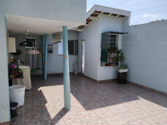 Imagem Casa com 3 Quartos à Venda, 367 m² em Vila Vianelo - Jundiaí