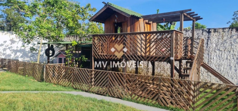 Imagem Casa com 4 Quartos à Venda, 400 m² em Levilândia - Ananindeua Imagem Casa com 4 Quartos à Venda, 400 m² em Levilândia - Ananindeua