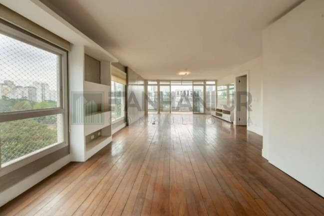 Imagem Imóvel com 3 Quartos à Venda, 180 m² em Jardim Europa - São Paulo Imagem Imóvel com 3 Quartos à Venda, 180 m² em Jardim Europa - São Paulo