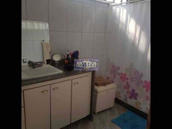 Imagem Casa de Vila com 4 Quartos à Venda, 180 m² em Tijuca - Rio De Janeiro Imagem Casa de Vila com 4 Quartos à Venda, 180 m² em Tijuca - Rio De Janeiro