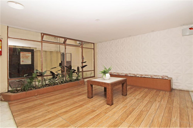 Imagem Imóvel com 3 Quartos à Venda, em Cidade Baixa - Porto Alegre Imagem Imóvel com 3 Quartos à Venda, em Cidade Baixa - Porto Alegre