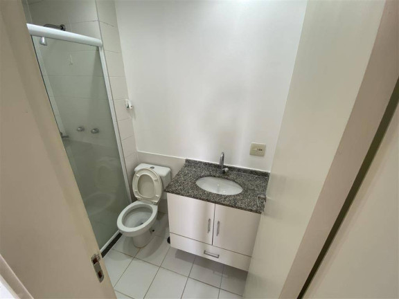 Imagem Apartamento com 3 Quartos para Alugar, 72 m² em Jardim Tupanci - Barueri
