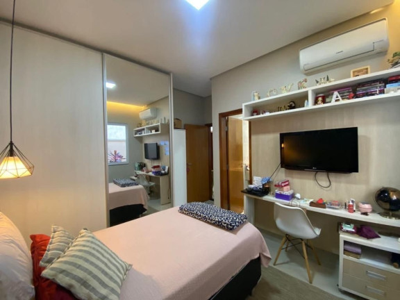 Imagem Casa de Condomínio com 3 Quartos à Venda, 395 m² em Jardins Lisboa - Goiânia Imagem Casa de Condomínio com 3 Quartos à Venda, 395 m² em Jardins Lisboa - Goiânia