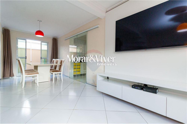 Imagem Casa com 3 Quartos à Venda, 200 m² em Boa Vista - Curitiba Imagem Casa com 3 Quartos à Venda, 200 m² em Boa Vista - Curitiba