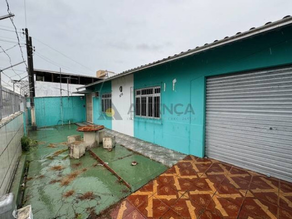 Casa com 3 Quartos para Alugar,  em Centro - Navegantes