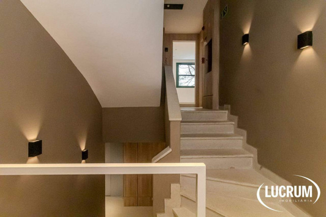 Imagem Apartamento com 2 Quartos à Venda, 68 m² em Copacabana - Rio De Janeiro Imagem Apartamento com 2 Quartos à Venda, 68 m² em Copacabana - Rio De Janeiro