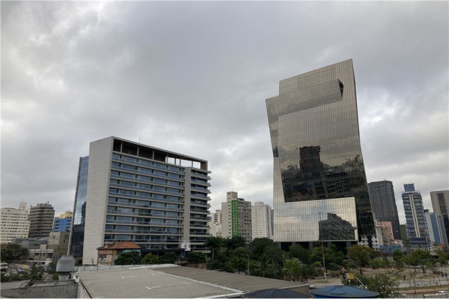 Imagem Imóvel com 2 Quartos à Venda, em Pinheiros - São Paulo Imagem Imóvel com 2 Quartos à Venda, em Pinheiros - São Paulo