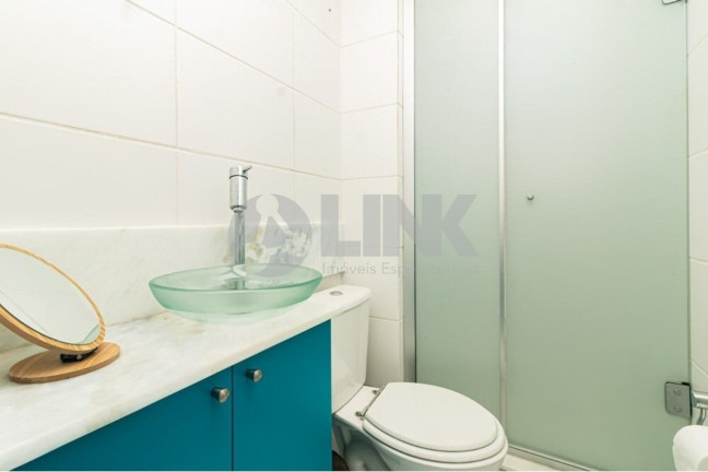 Imagem Apartamento com 3 Quartos à Venda, 70 m² em Passo Da Areia - Porto Alegre