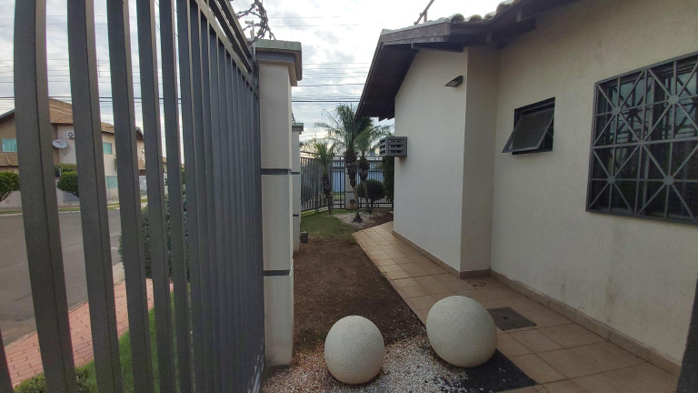 Imagem Casa com 3 Quartos à Venda, 252 m² em Vila Vilas Boas - Campo Grande