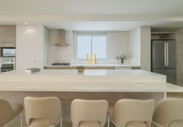 Imagem Cobertura com 3 Quartos à Venda, 273 m² em Centro - Balneário Camboriú Imagem Cobertura com 3 Quartos à Venda, 273 m² em Centro - Balneário Camboriú