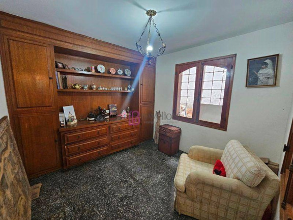 Imagem Casa com 4 Quartos à Venda, 341 m² em Pacaembu - São Paulo Imagem Casa com 4 Quartos à Venda, 341 m² em Pacaembu - São Paulo