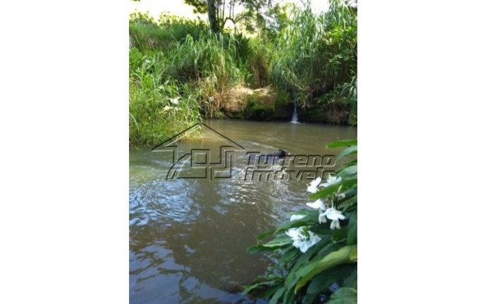 Imagem Imóvel com 3 Quartos à Venda, 144.000 m² em Jacareí - Jacareí Imagem Imóvel com 3 Quartos à Venda, 144.000 m² em Jacareí - Jacareí