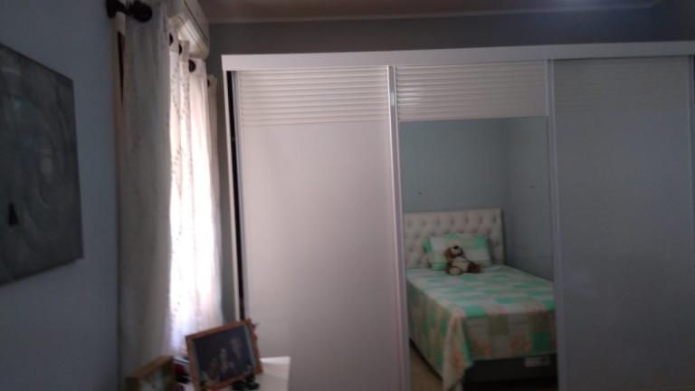 Imagem Casa com 3 Quartos à Venda, 244 m² em Trindade - Sao Gonçalo Imagem Casa com 3 Quartos à Venda, 244 m² em Trindade - Sao Gonçalo