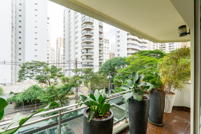 Imagem Apartamento com 3 Quartos à Venda, 210 m² em Moema - São Paulo Imagem Apartamento com 3 Quartos à Venda, 210 m² em Moema - São Paulo