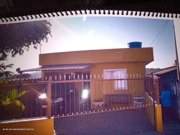 Casa à Venda,  em Agua Espraiada - Cotia