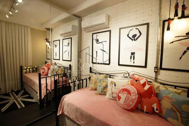 Imagem Apartamento com 2 Quartos à Venda, 74 m² em Taboleiro - Camboriú