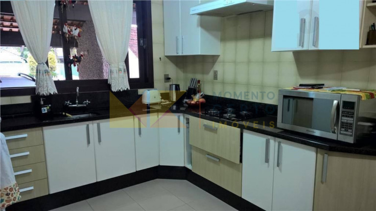 Imagem Casa com 3 Quartos à Venda, 195 m² em Velha - Blumenau Imagem Casa com 3 Quartos à Venda, 195 m² em Velha - Blumenau